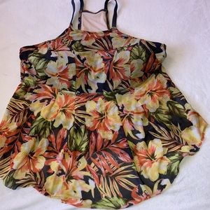 Kona Sol Plus size women swimwear top of two piece 18 W floral mesh built in bra